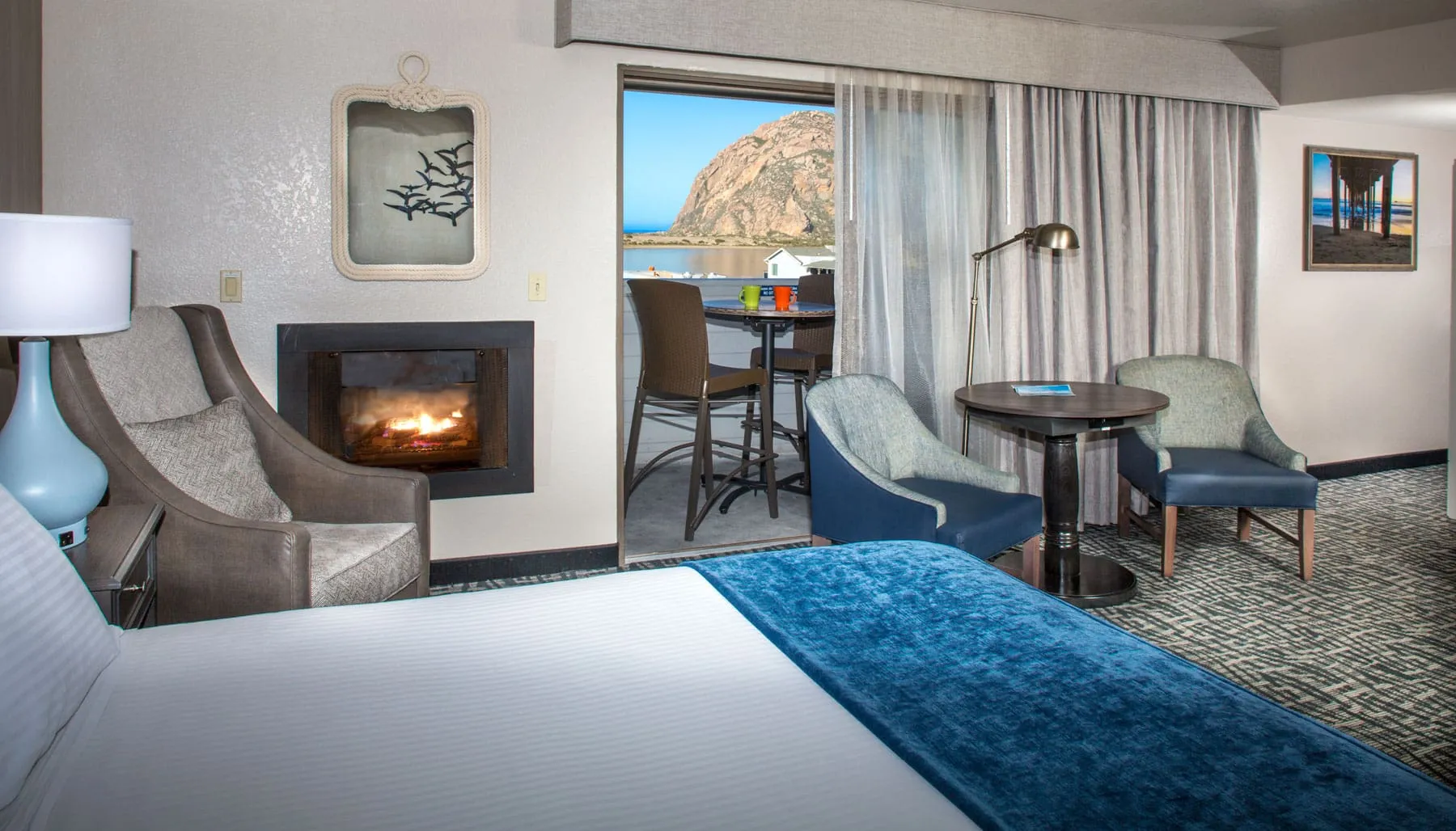 photo of deluxe bay king room