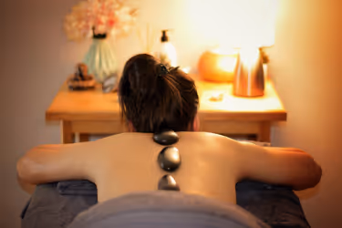 Hot stones massage