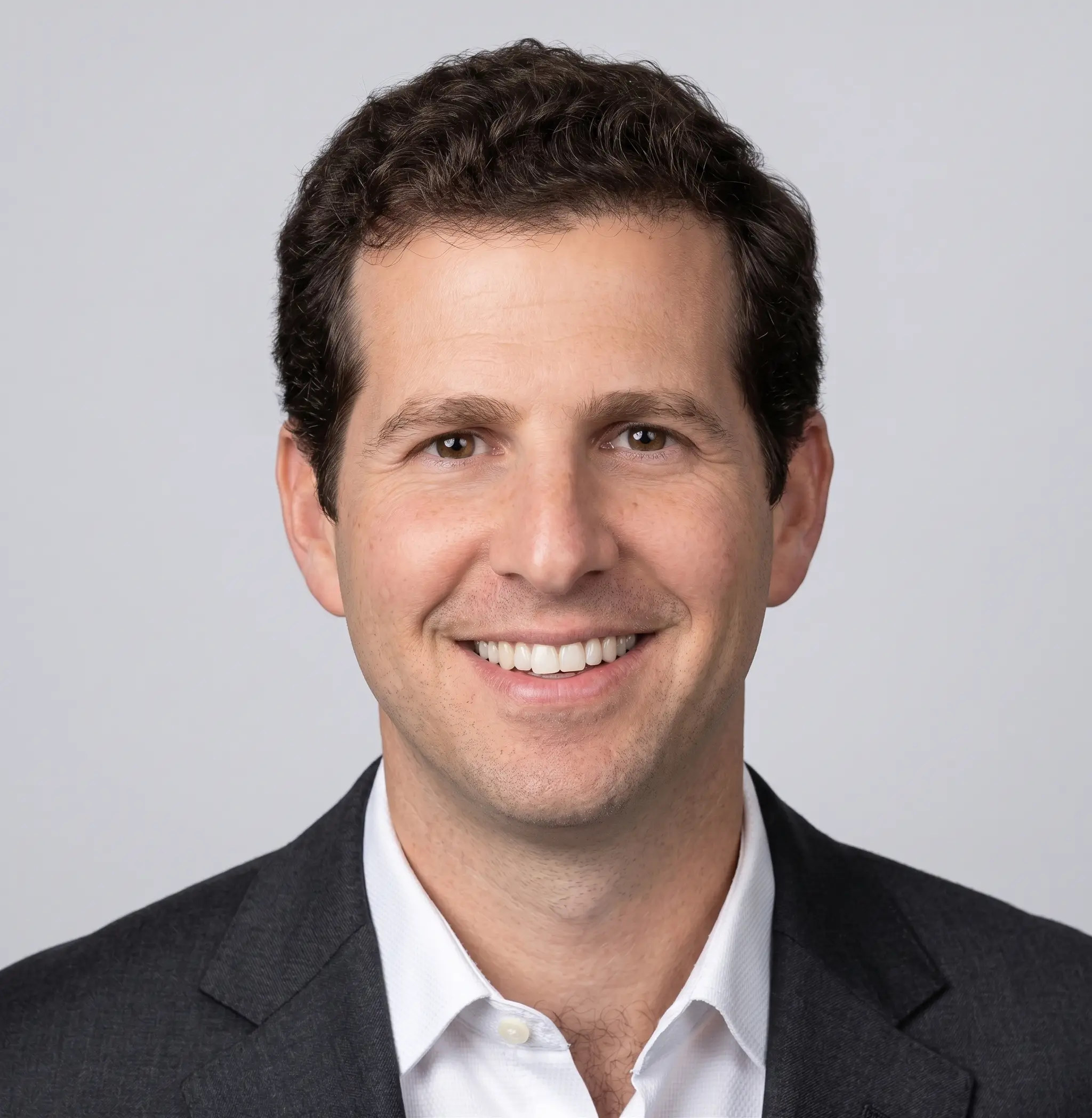 Portrait of Ofer, Hi-Cut Chief Product Officer