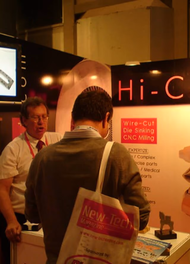 Visitor at the Hi-Cut trade show booth
