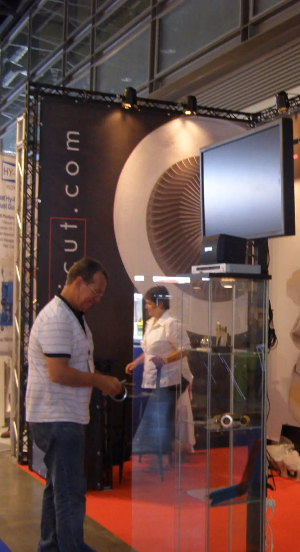 Visitor at a Hi-Cut display stand