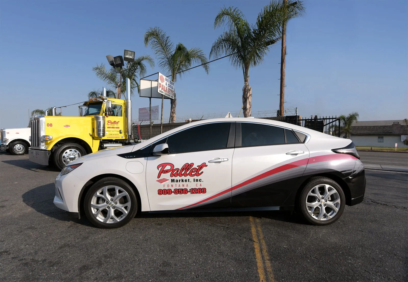 pallet market company car