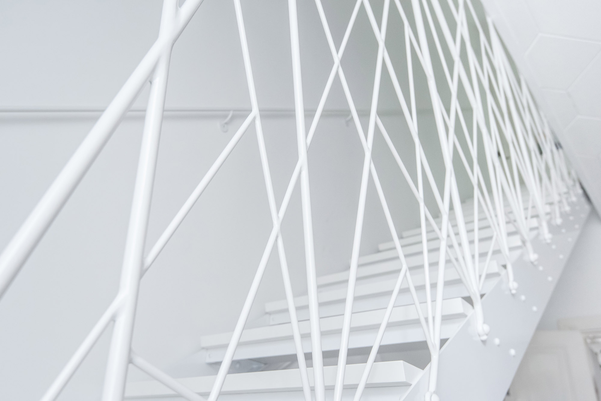 Teräsportaat, pulverimaalattu