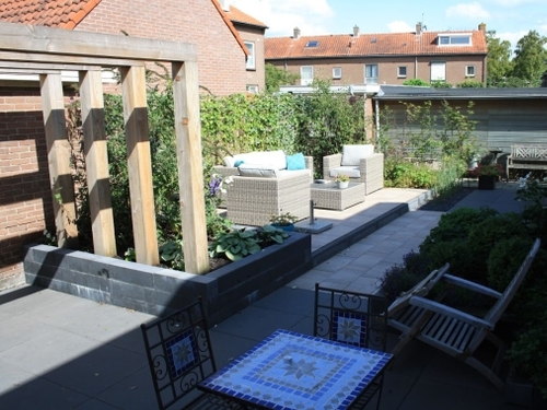 Er ontstonden twee aparte ruimtes met ieder een eigen uitstraling en functie.