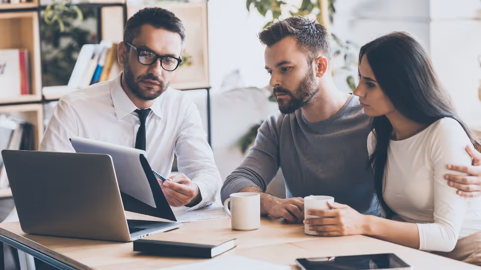 couple going over statement of advice