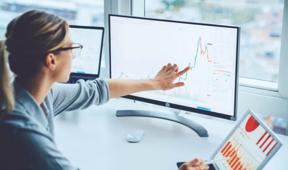 Benefits of holding stocks in the long-term