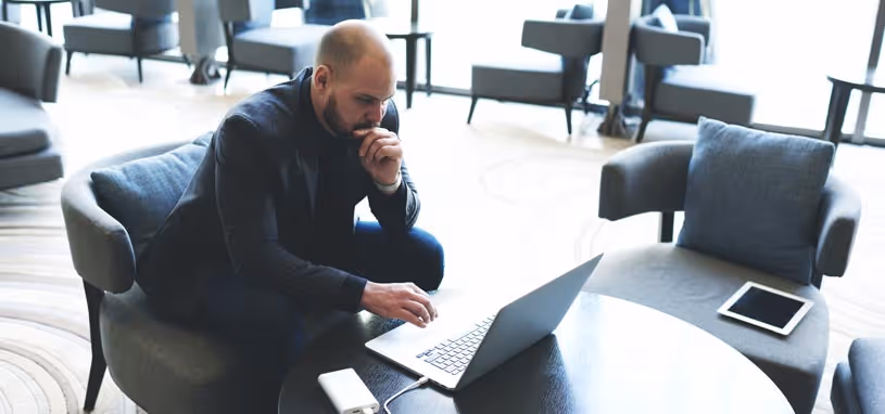man looking for a BAS accountant