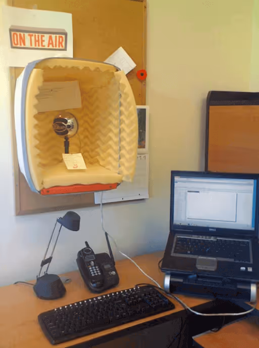 DIY Recording Basket Booth for eLearning