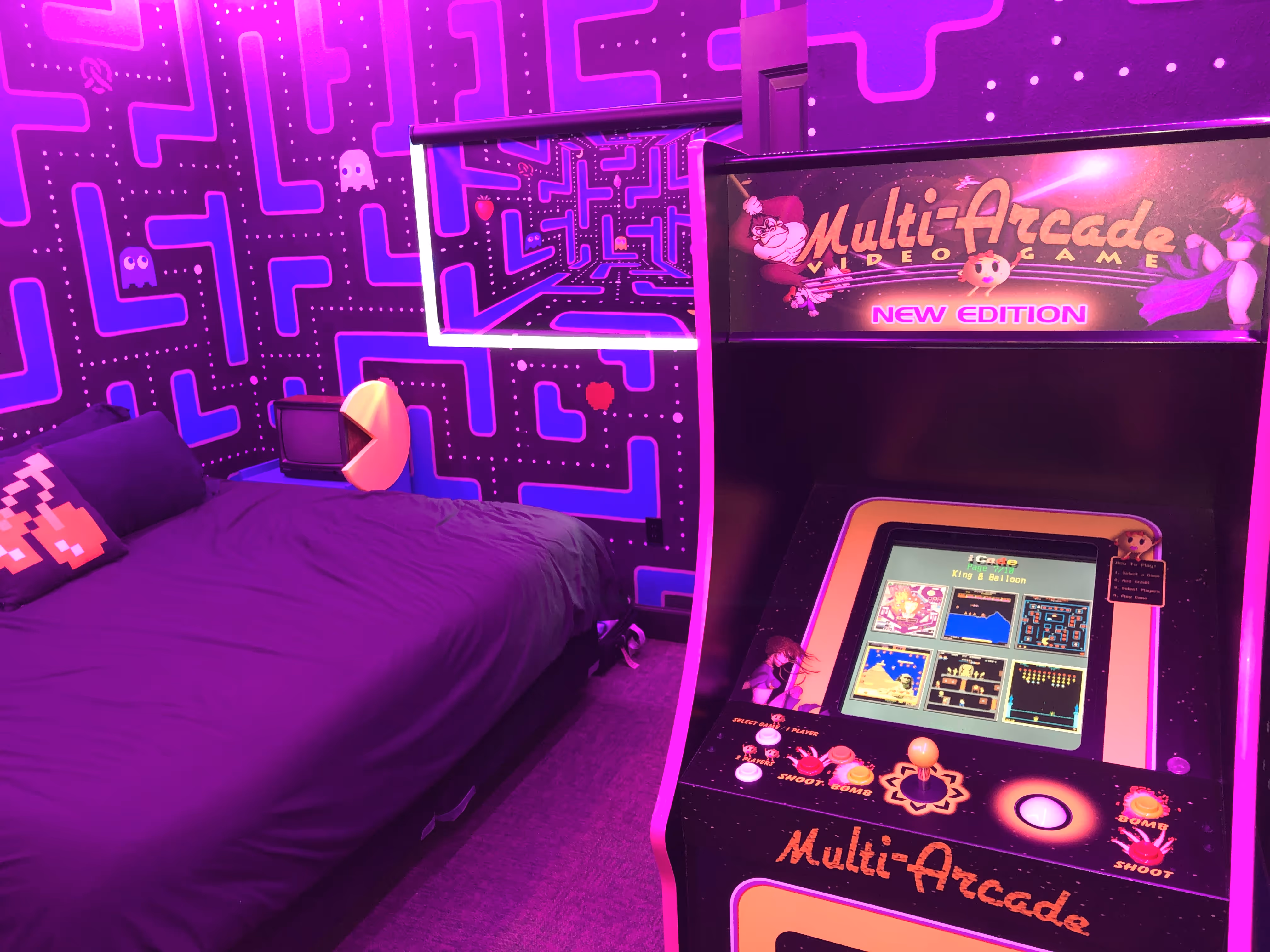 The Great Escape, Game themed room, Pac Man, Step Away