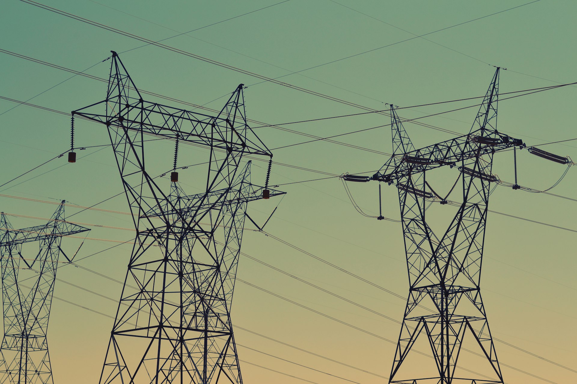 Human-AI interaction in safety-critical network infrastructures
