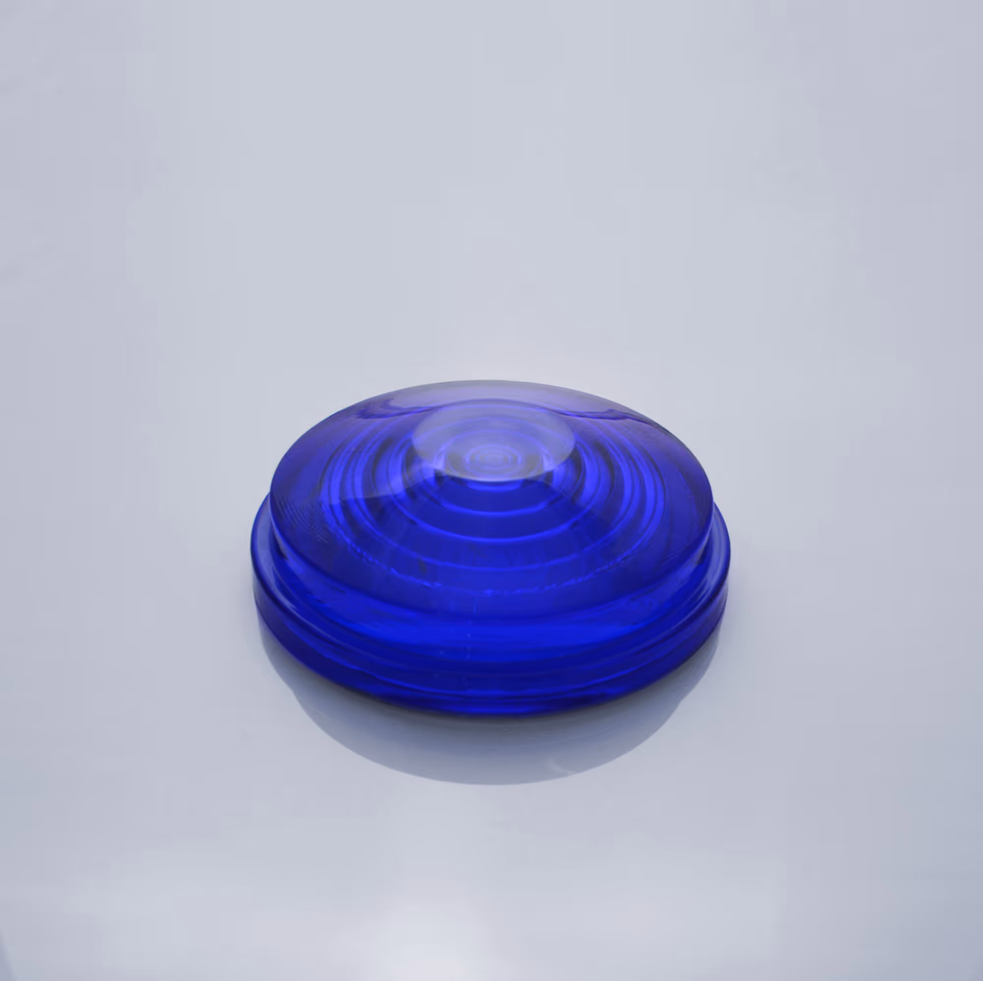 Blaues rundes Prisma