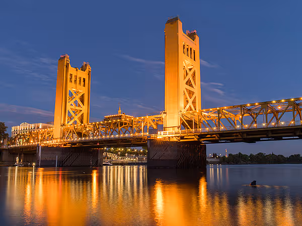 Photo of the Sacramento Tower Bridge 