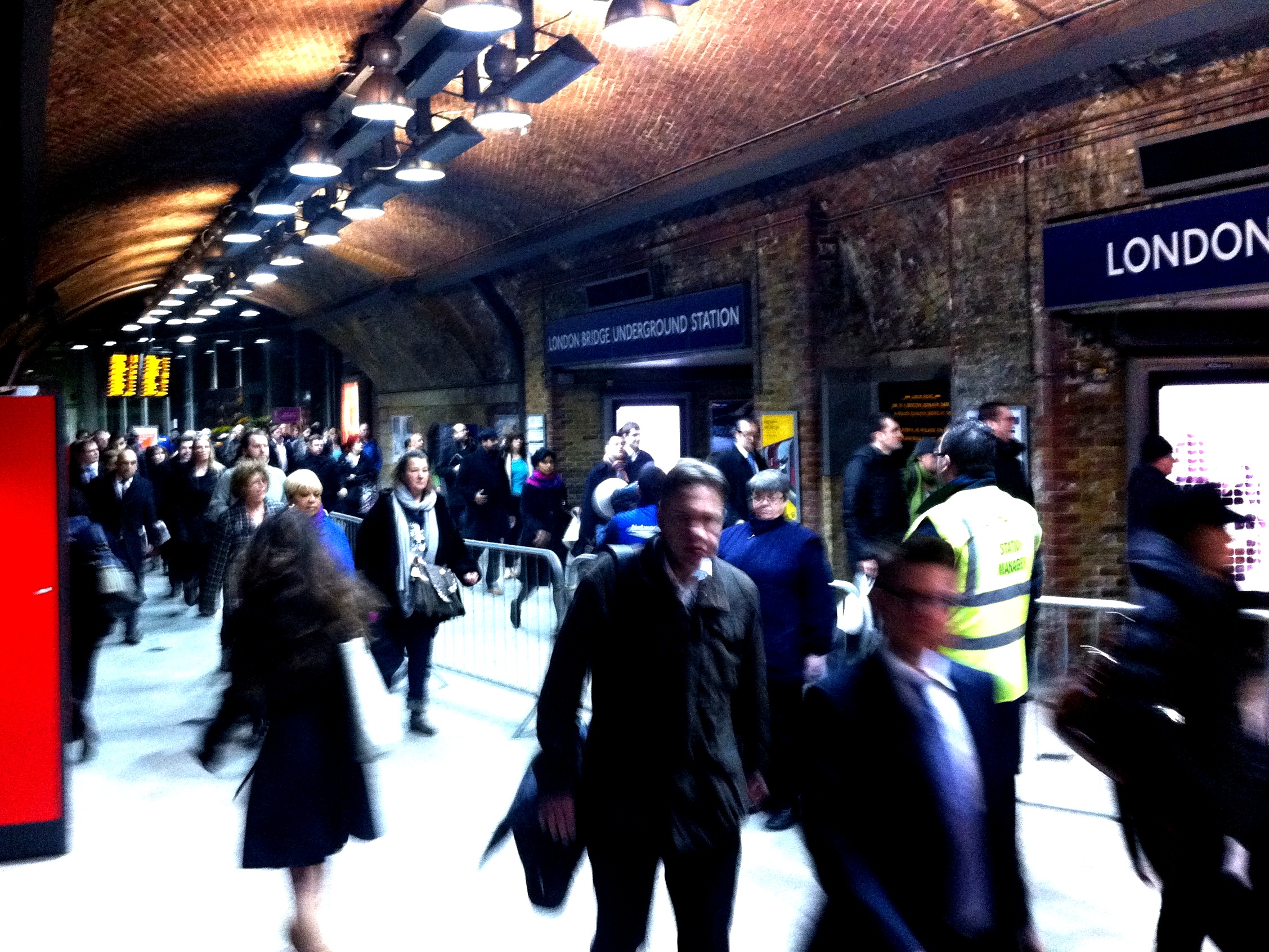 People movement in London Bridge Underground Station