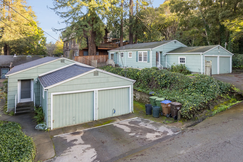 162 Almonte Boulevard