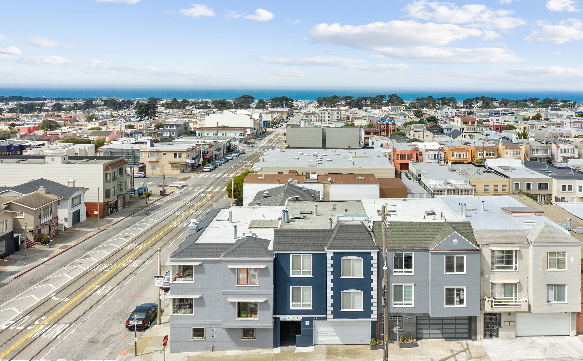 2391-2393 30th Avenue