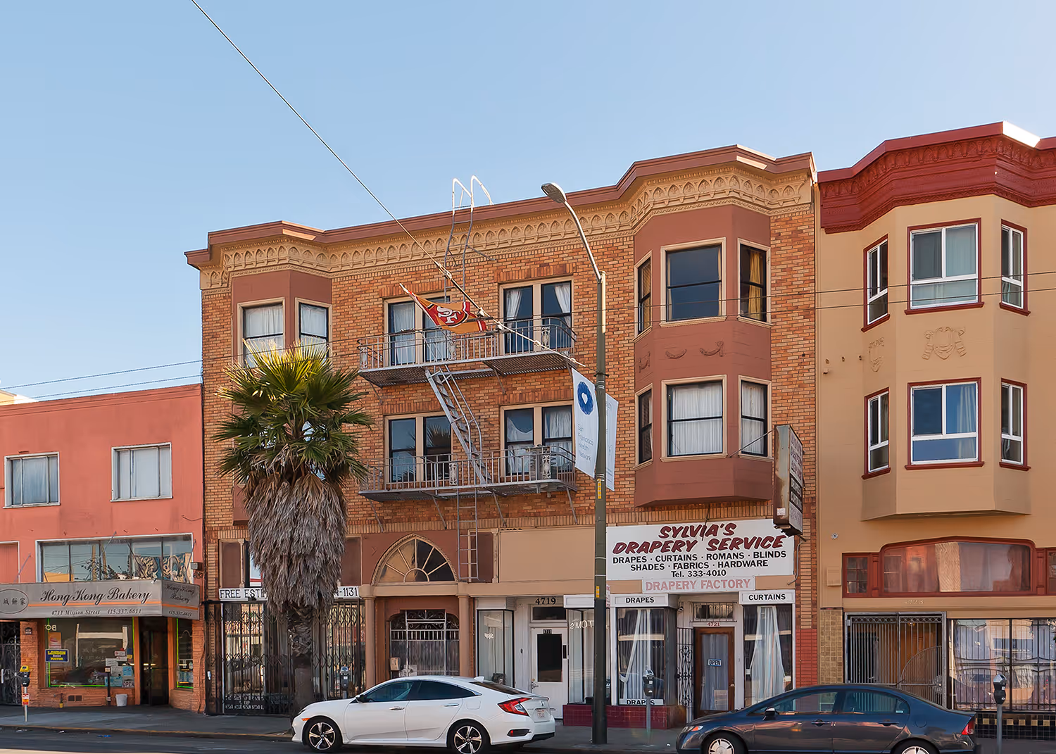 4717-21 Mission St