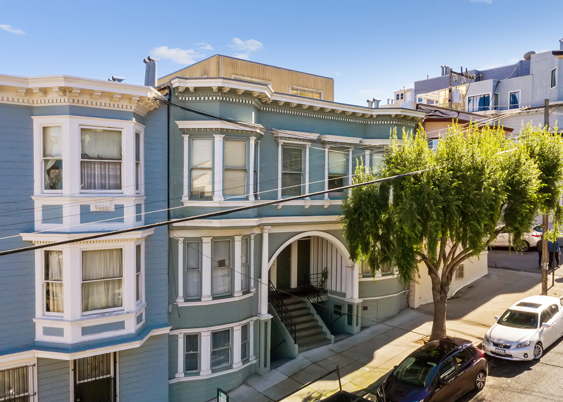 2040-2048 Taylor Street