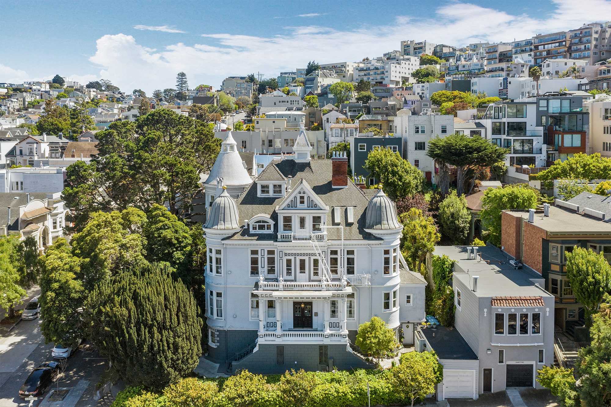 250 Douglass Street