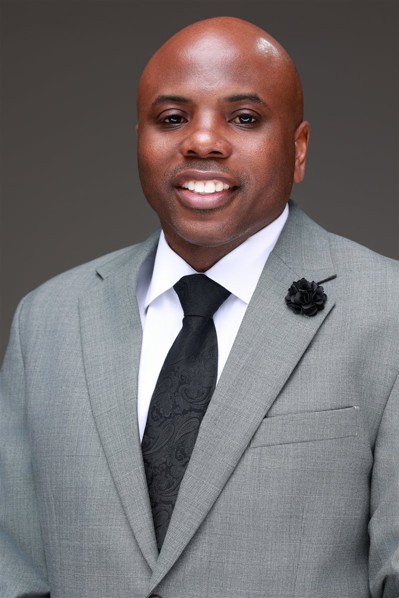 Delvon Cowans, founder of Cowans HRIS & Payroll Solutions
