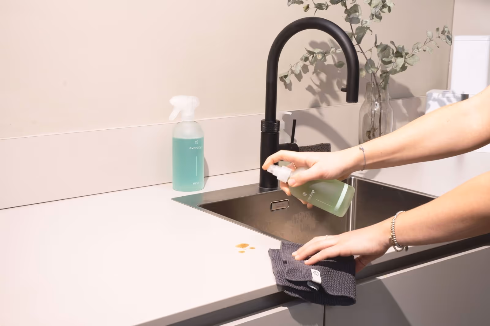 Niche cleaning service