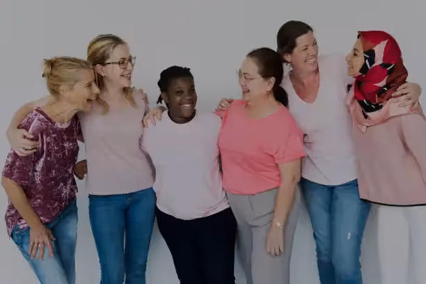 15 migliori colori per la maglietta da donna