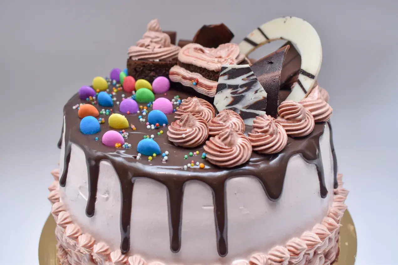 Decorações e coberturas para bolos