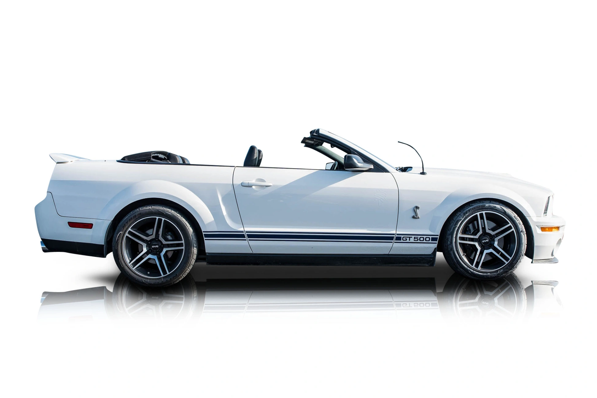 2008 Ford Mustang Shelby GT500 Convertible photo 3