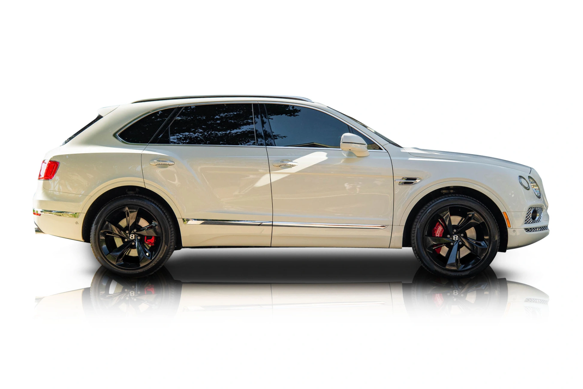 2019 Bentley Bentayga V8 photo 3