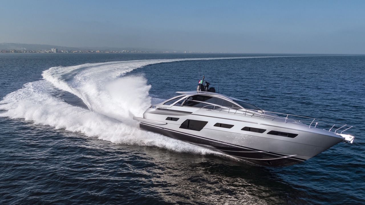 Pershing 7X