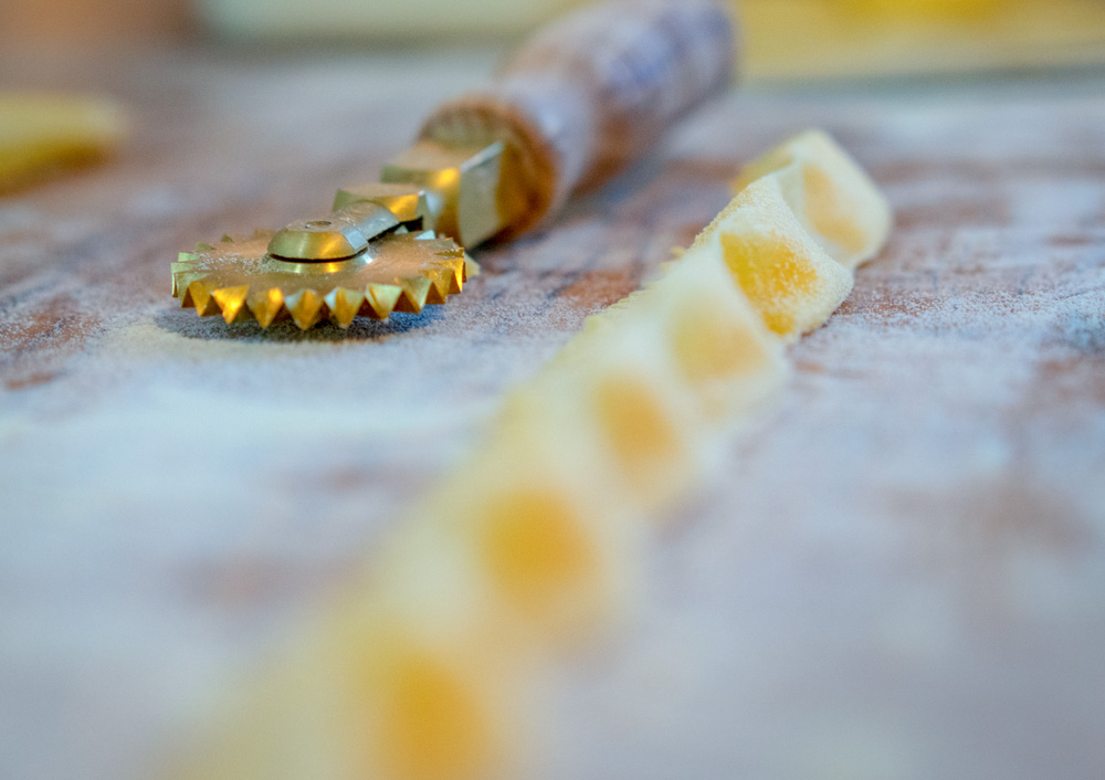 plating agnolotti carbonara