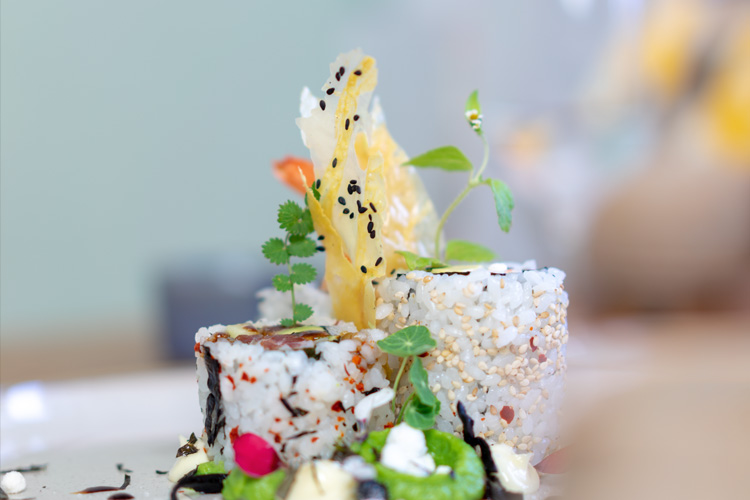 bild von sushi mit yuba