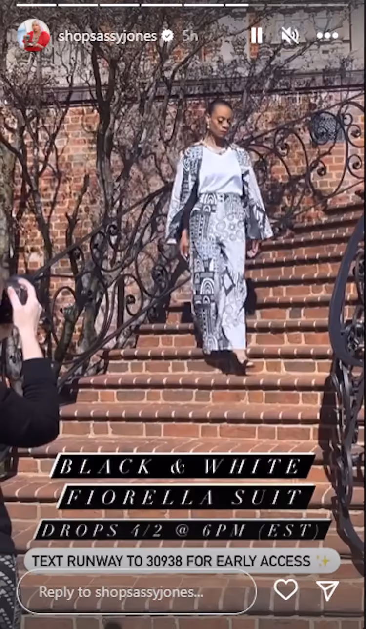 Instagram Story from Sassy Jones prompting shoppers to sign up for texts to know when the featured product drops.