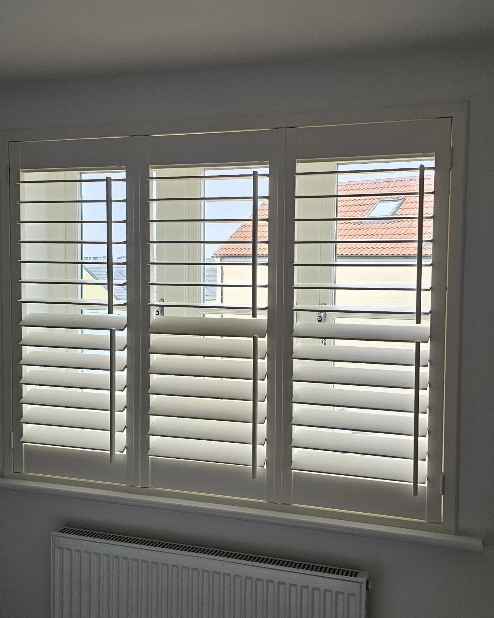 photo of Tilt Rod Options Plantation Shutters