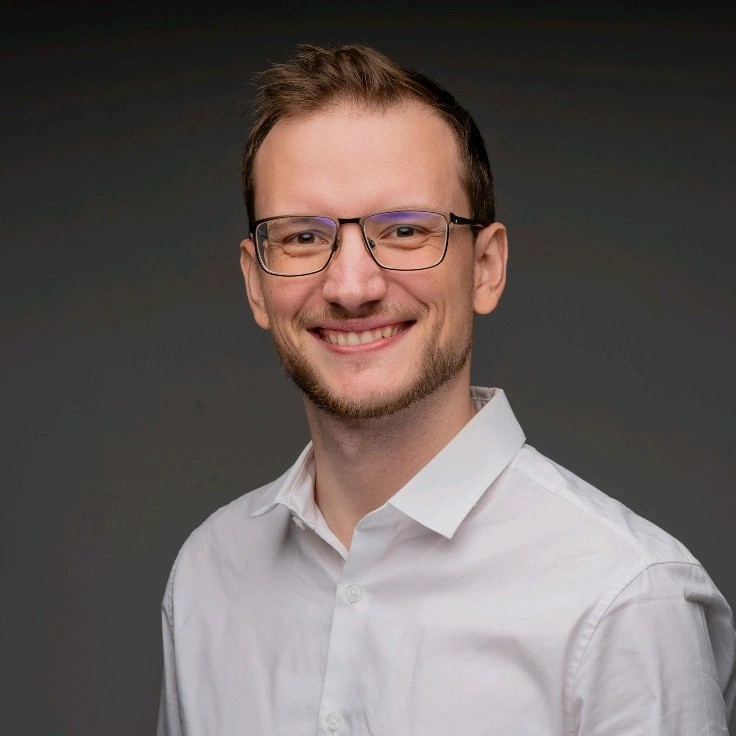Justus Mueller headshot