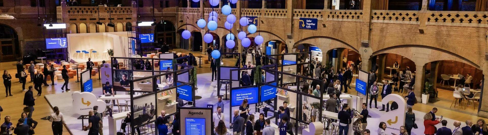 Booking trong sự kiện