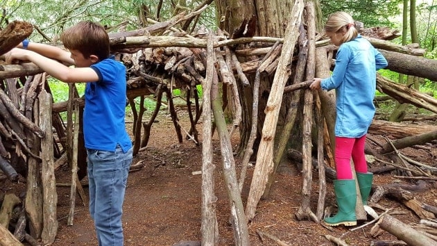 Den building in Forest schools