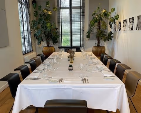 Zaal Michiels, te Sint-Katelijne-Waver ingedekt om te dineren