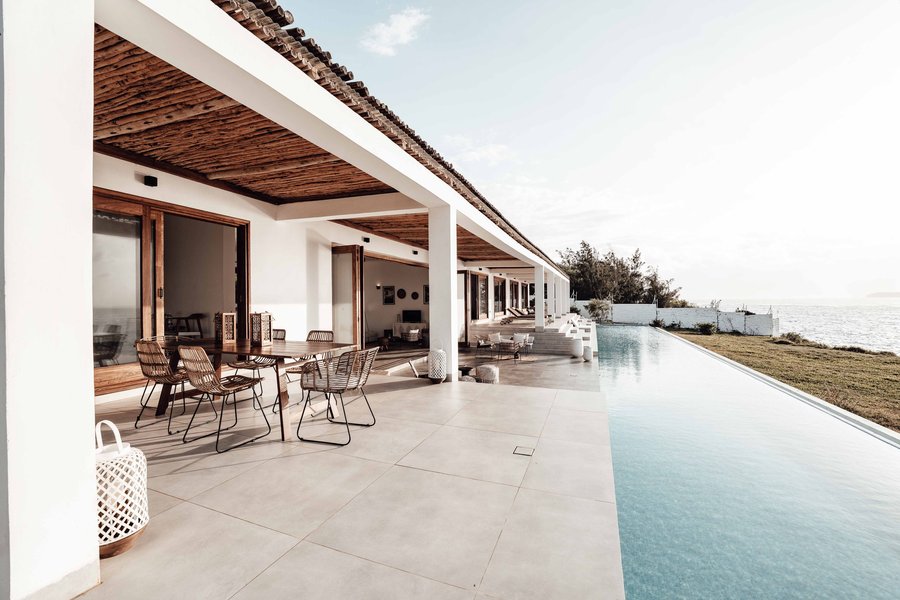 Villa con piscina a sfioro sull’oceano: la seconda tappa che chiude il viaggio