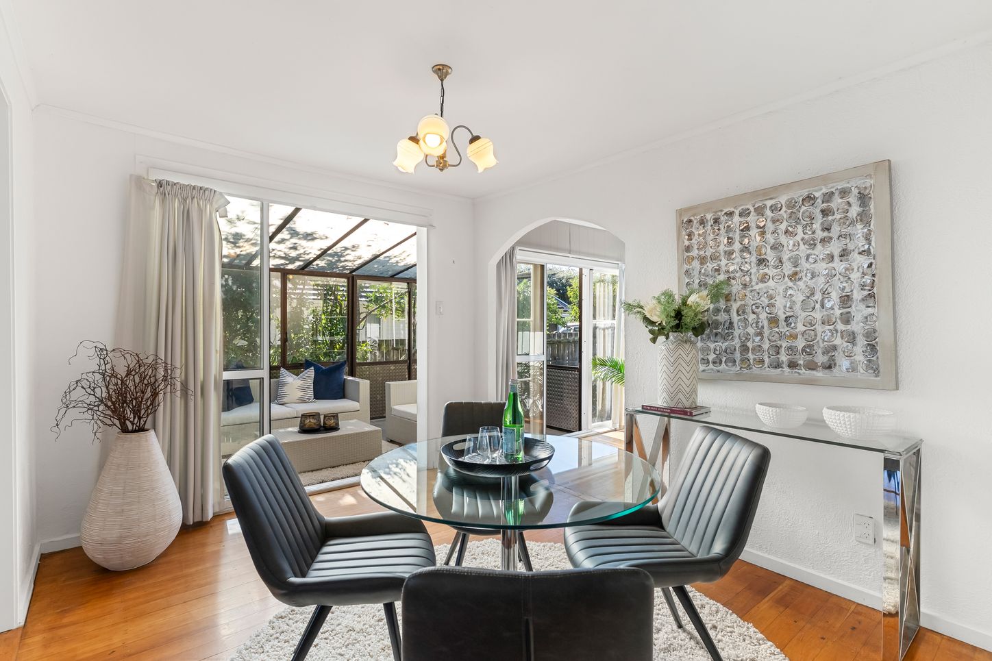 Diomede Street, Bayswater - dining area