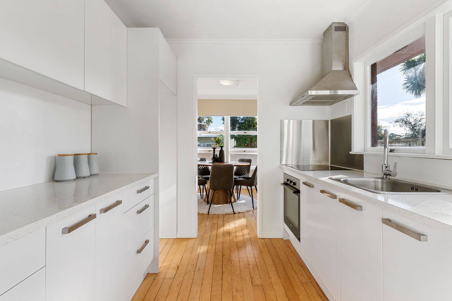 East Coast Road, Forrest Hill - kitchen