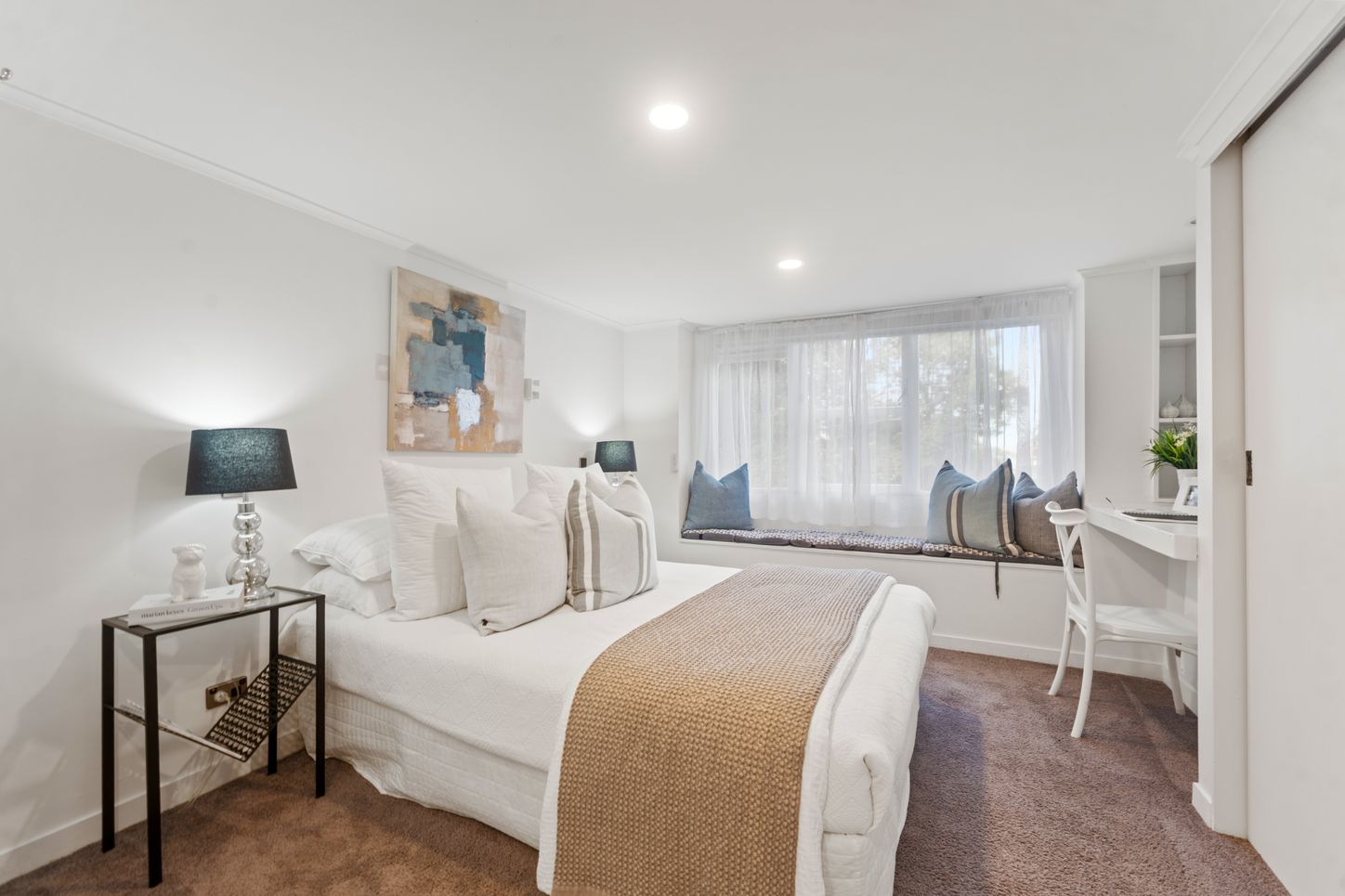 Forest Hill Road - master bedroom with bay window seat