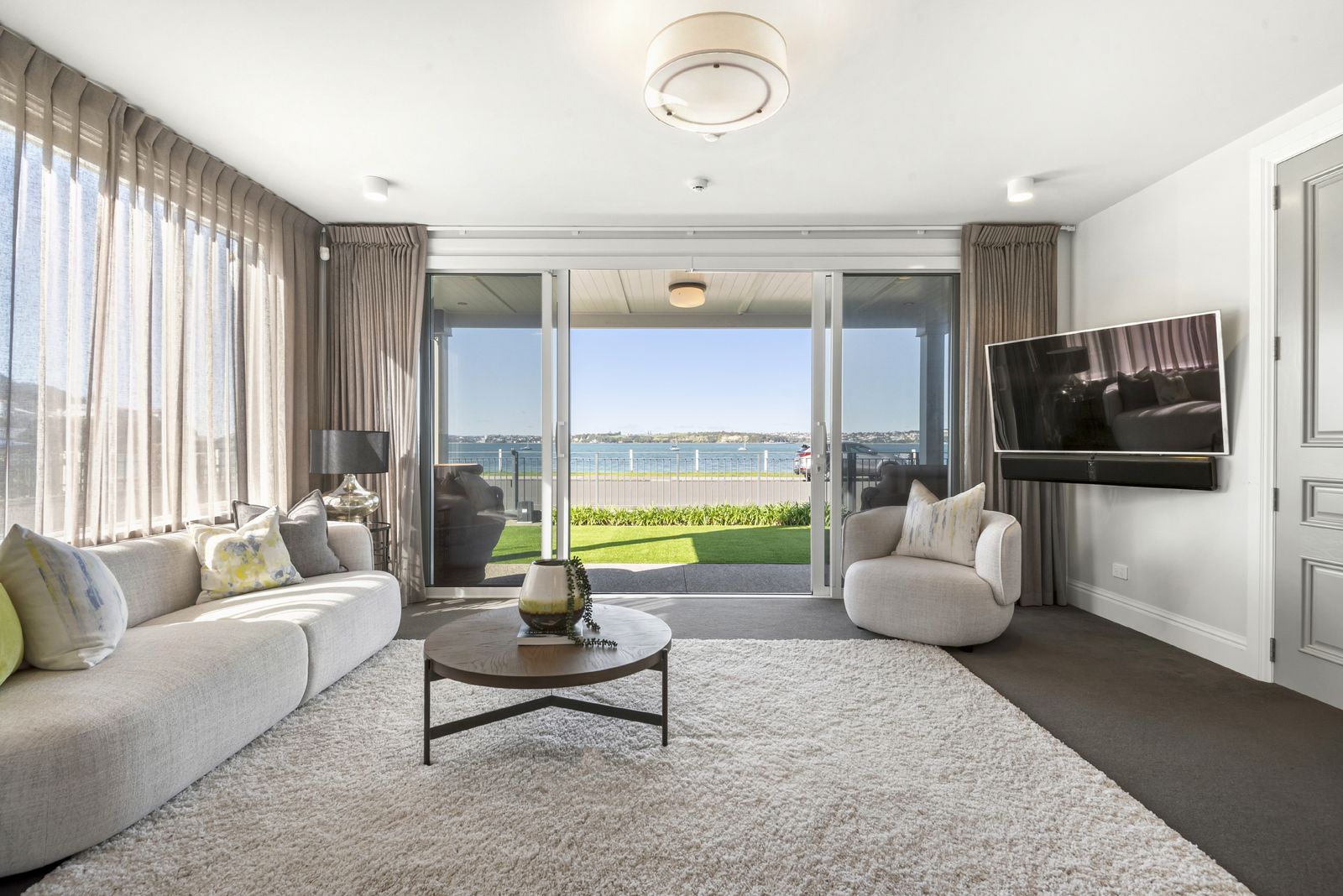 King Edward Parade, Devonport - second living area with harbour views