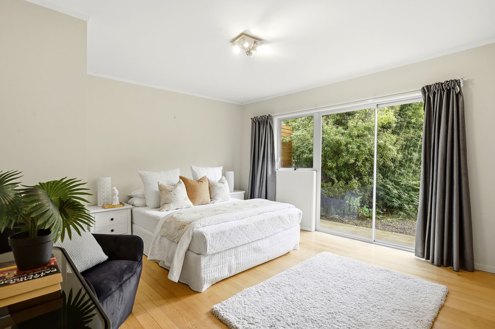Sartors Avenue, Northcross - bedroom opening to the garden