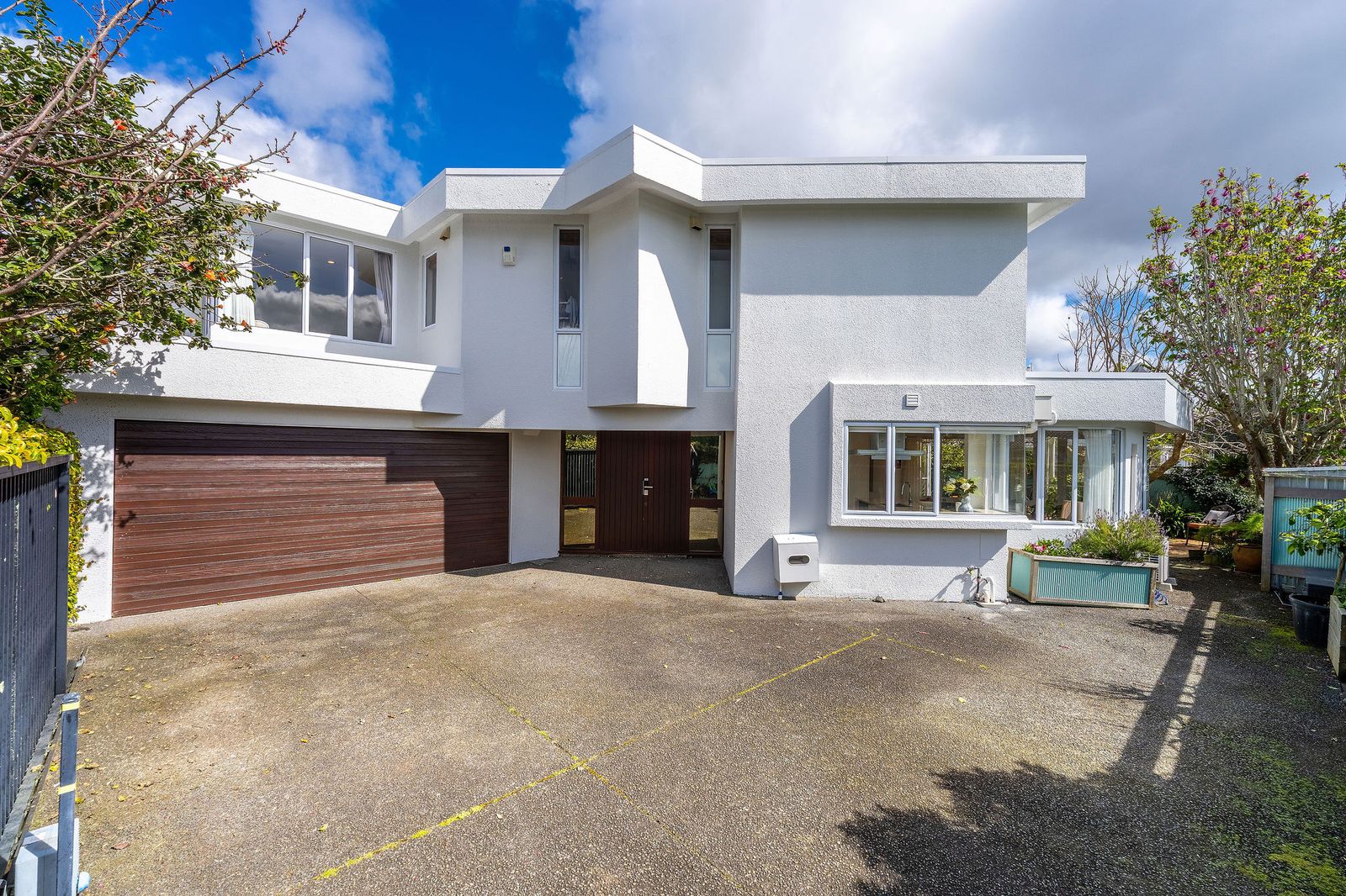 Otakau Road, Milford - home frontage
