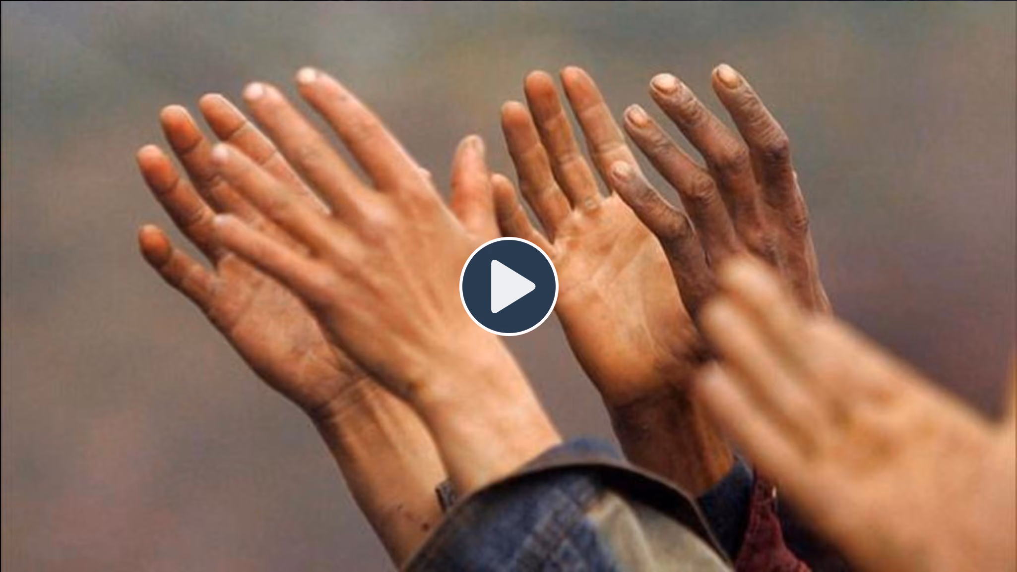 Video photo of hands clapping