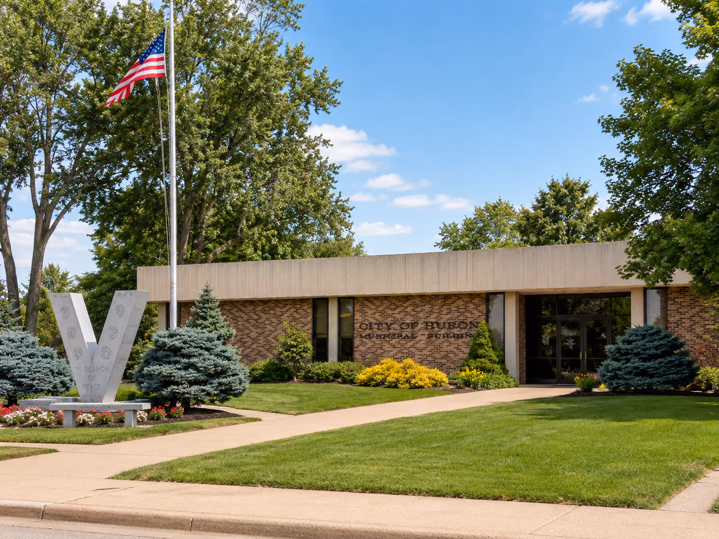 Exterior of the Huron Municipal Court building at 417 Main Street in Huron, Ohio