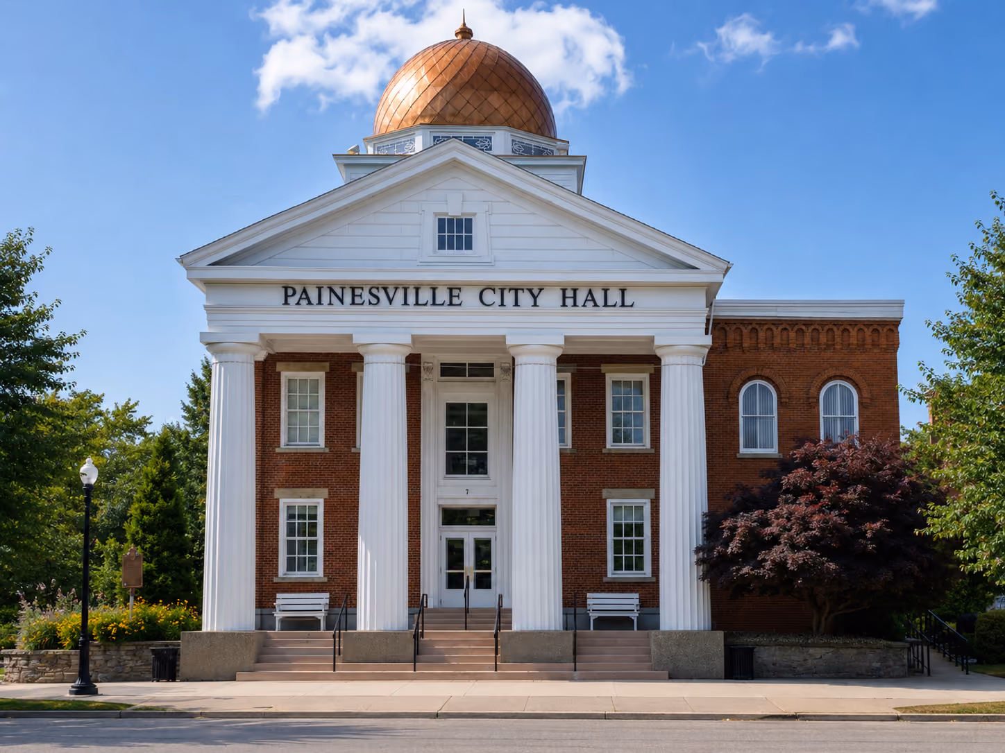 Exterior of the Painesville Municipal Court building at 7 Richmond Street in Painesville, Ohio