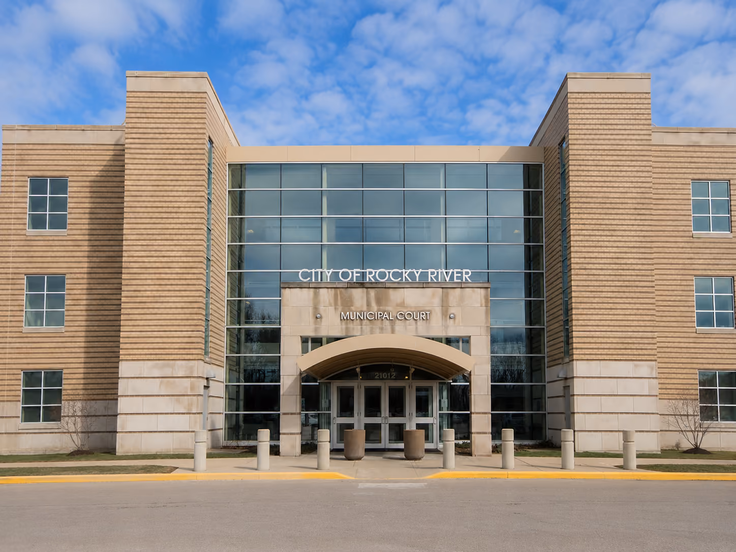 Exterior of the Rocky River Municipal Court at 21012 Hilliard Boulevard in Rocky River, Ohio