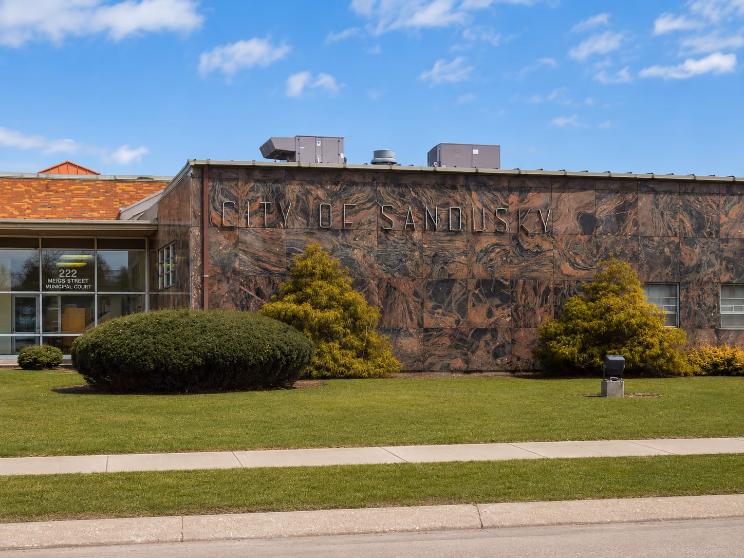 Exterior of the Sandusky Municipal Court building at 222 Meigs Street in Sandusky, Ohio