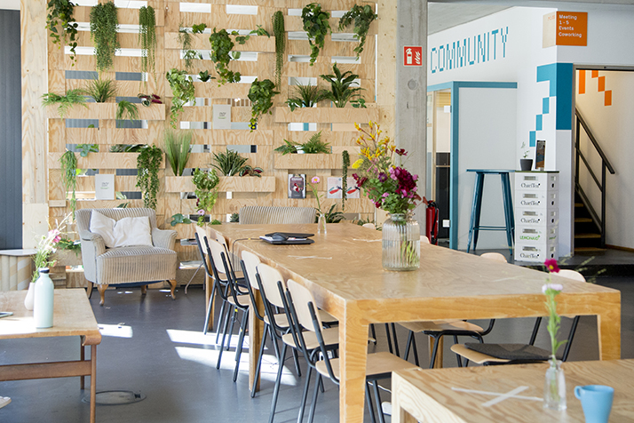 Unser Café im betahaus in der Schanze. Hier trifft Coworking auf Eventspace. 